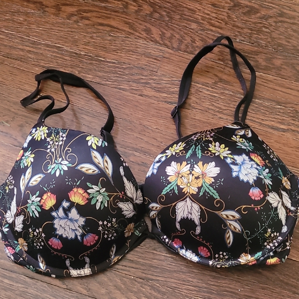 Victoria's Secret Very Sexy Push Up Bra